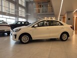Kia Soluto-9