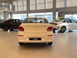 Kia Soluto-6