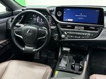 Lexus ES 300h-9