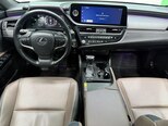 Lexus ES 300h-8