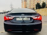 Hyundai Sonata-2