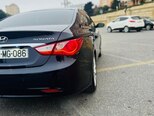 Hyundai Sonata-4