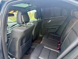 Mercedes E 200-11