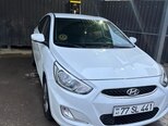 Hyundai Accent-4
