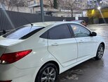 Hyundai Accent-5