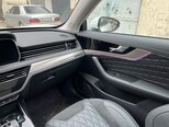 Hongqi HS5-12