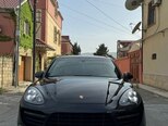 Porsche Cayenne GTS-1