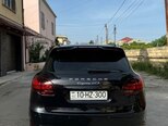 Porsche Cayenne GTS-6