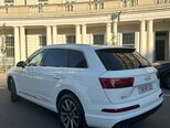 Audi Q7-4