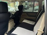 Toyota Land Cruiser-7