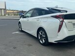 Toyota Prius-5
