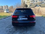 Audi Q7-4