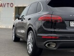 Porsche Cayenne S-7