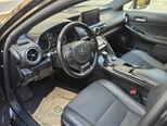 Lexus IS 300-8