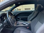 Dodge Challenger-8