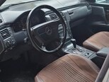 Mercedes E 240-8
