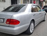 Mercedes E 240-6