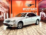 Mercedes E 270-1