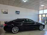 Audi A7-8