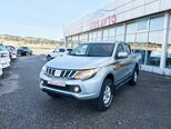 Mitsubishi L200-1