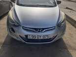 Hyundai Elantra-1
