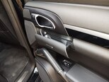 Porsche Cayenne-10