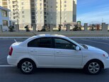 Hyundai Accent-10