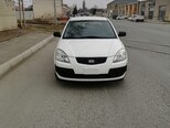 Kia Rio-1