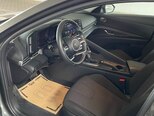 Hyundai Elantra-12