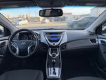 Hyundai Elantra-11