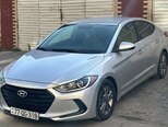 Hyundai Elantra-5