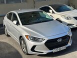 Hyundai Elantra-8