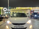 Hyundai Elantra-1