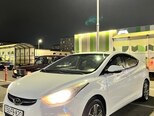 Hyundai Elantra-5