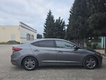 Hyundai Elantra-5