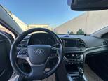 Hyundai Elantra-17