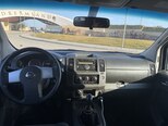 Nissan Navara-4