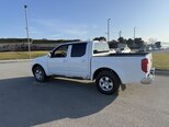 Nissan Navara-6