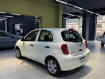 Nissan March-7