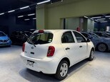 Nissan March-10