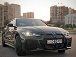 BMW i4-8