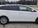 Toyota Auris-4