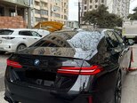 BMW i5-5