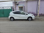 Toyota Prius C-2