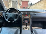 Mercedes E 320-9