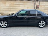 Mercedes E 320-6