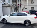 Volkswagen Jetta-3