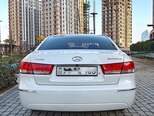 Hyundai Sonata-4