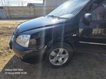 Kia Carens-4