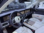 Hongqi E-HS9-9